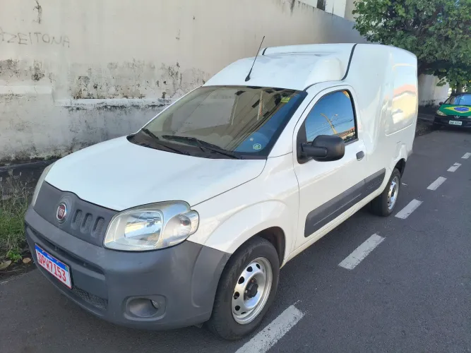 Fiat Fiorino Furgão Work. Hard 1.4 Flex 8V 2P 2019