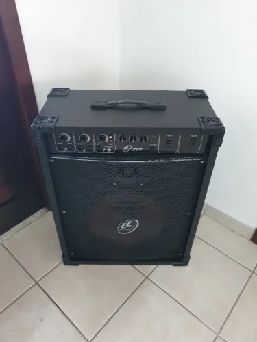 CAIXA AMPLIFICADA LL AUDIO 200, COM BLUETOOTH, FM, MP3, USB, ETC...