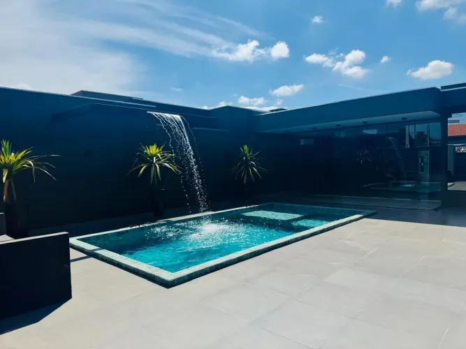 LINDA CASA EM UCHOA-SP 