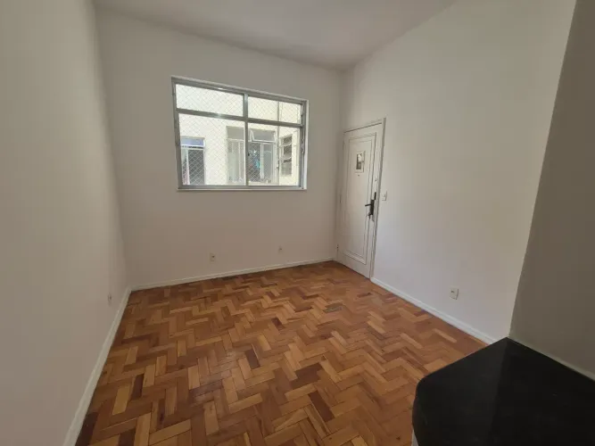 Imóvel para aluguel com 42 metros quadrados com 1 quarto em Glória - Rio de Janeiro - RJ