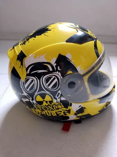Capacete Lindão