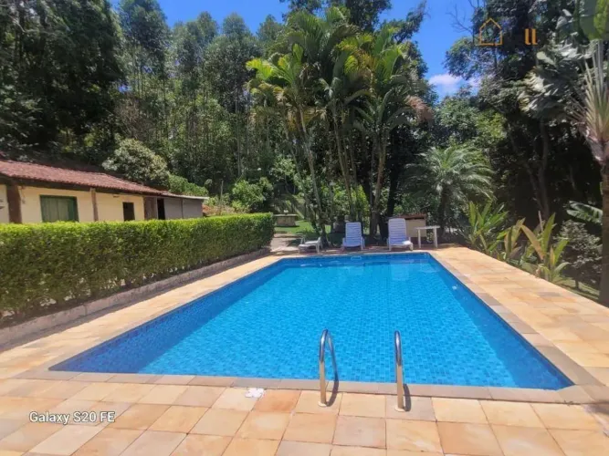 Belo sitio em Pinhalzinho 32.000 m² imóvel com escritura registrada rico em água confira!