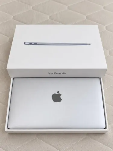 MacBook Air M1 8GB 256GB SSD
