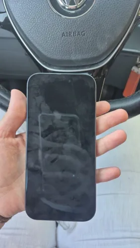 IPhone 17 com defeito