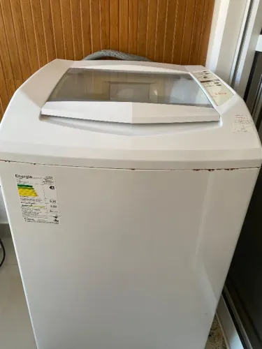 Máquina de lavar usada