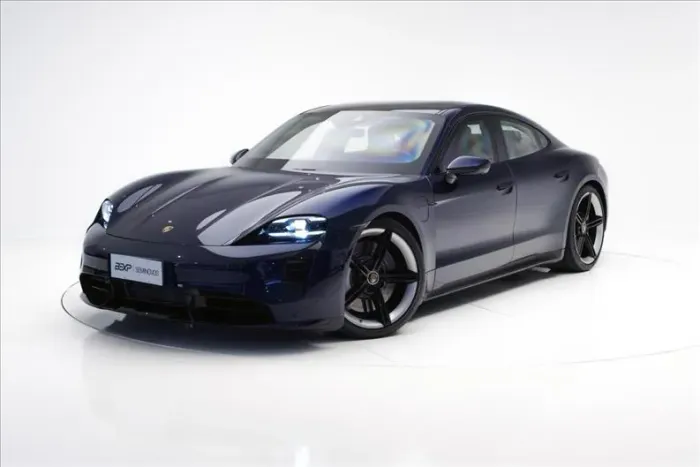 Porsche Taycan Turbo (elétrico) 2024