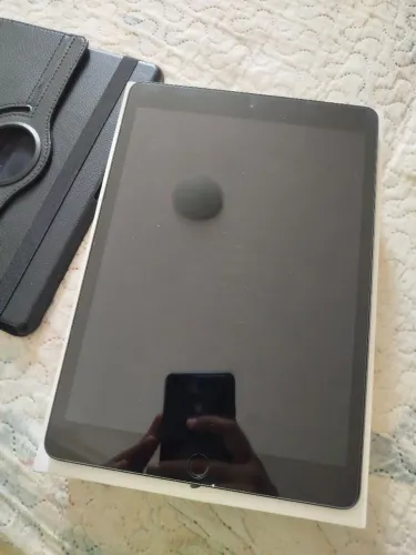 iPad 8° geração - 128GB