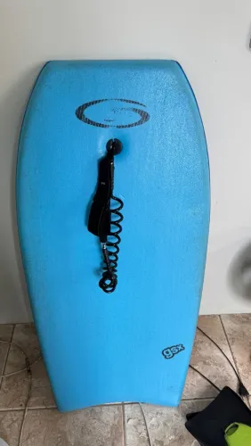 Prancha bodyboard + nadadeiras