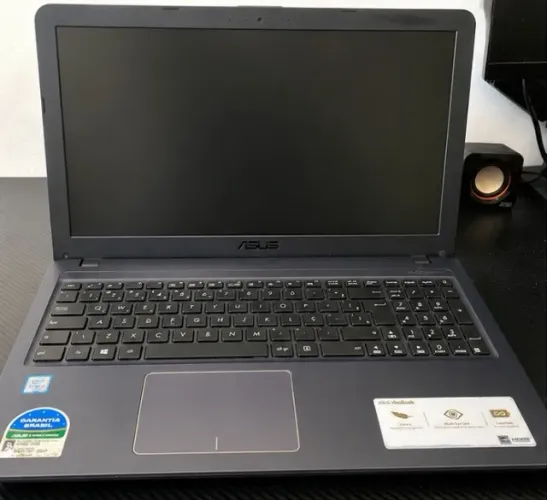 Notebook ASUS VivoBook 15