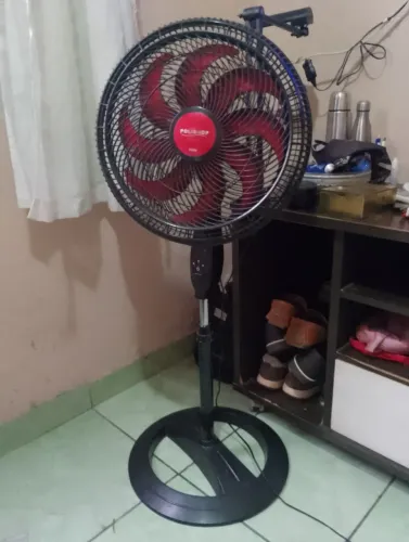 Ventilador com avaria no encaixe da coluna 