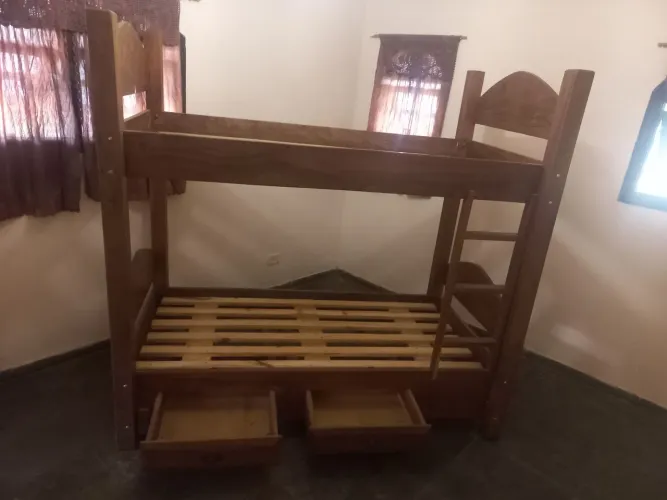 Beliche de Embu das artes maciço