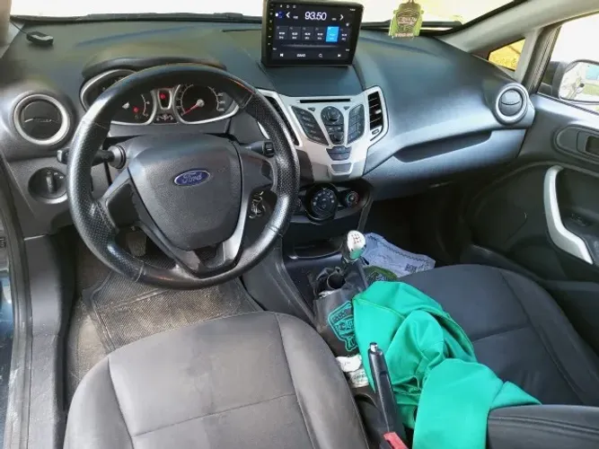 Ford Fiesta Sedan SE 1.6 16V Flex 4P 2011