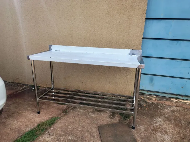 Bancada em inox 150×58×90