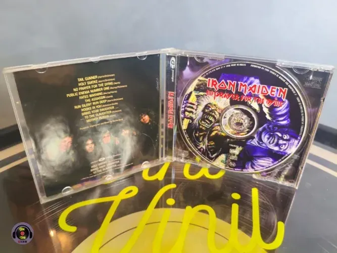CD Iron Maiden - No Prayer for the Dying | Com Riscos Superficiais (Testado e Funcionando)