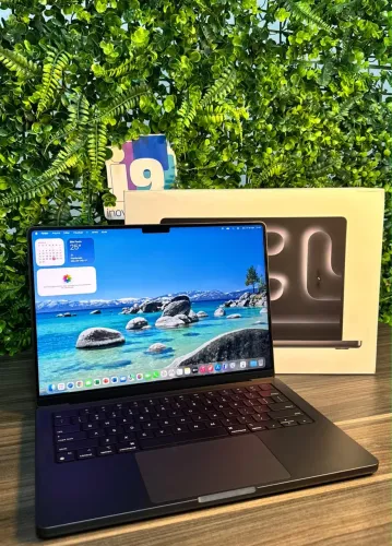 MacBook PRO M3 2023 M3 PRO 18GB 512GB SSD 103 ciclos Com fonte original Apple e caixa