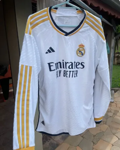 Camiseta Manga Longa Real Madrid 2023/2024 Modelo Jogador 