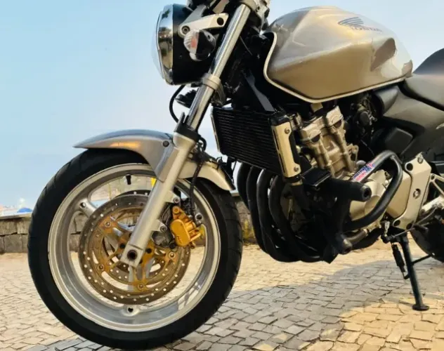 Honda Hornet 600 F 2007 - Ficou mais linda!