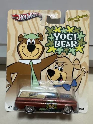 Hot wheels Yogi Bear 64 GMC Panel