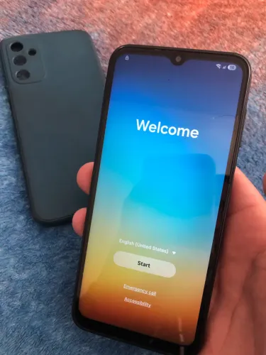 Celular zerado