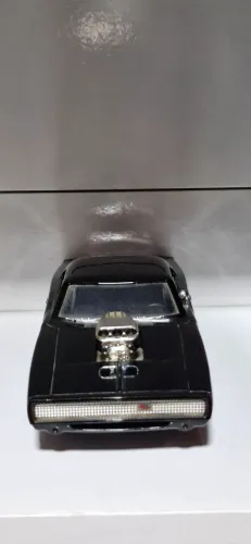 Colecionável carro miniatura Dominic Toretto Velozes e Furiosos