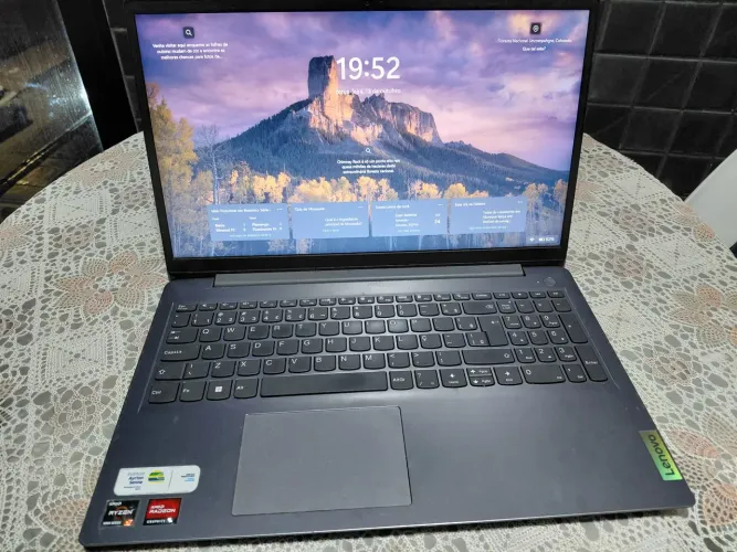 Notebook Lenovo IdeaPad 3 AMD Ryzen 7 5700U | SSD 512GB | Perfeito Estado