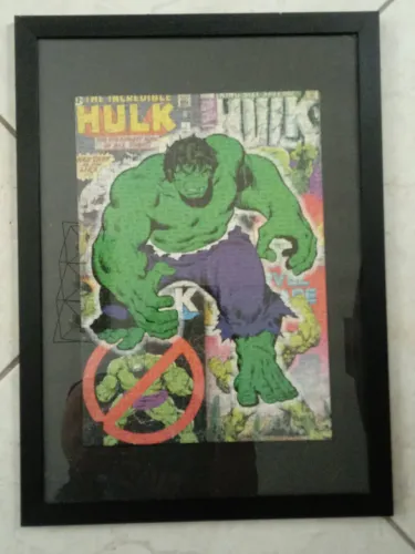 Quebra Cabeça Hulk Montado e Emoldurado