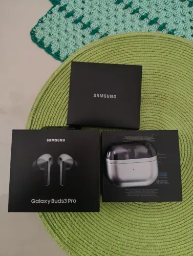 Samsung Galaxy Buds 3 Pro preto