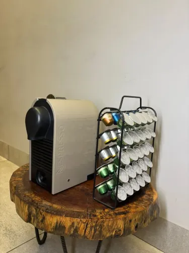 Cafeteira nespresso essenza