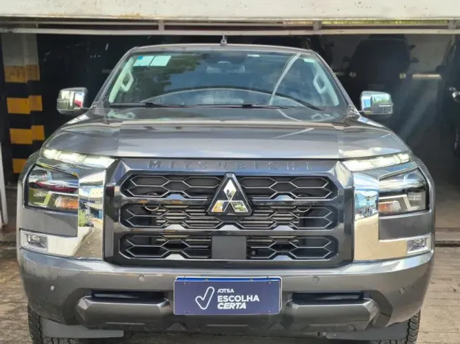 Mitsubishi TRITON HPE-S 2.4 CD 4X4 TB Diesel Aut. 2026