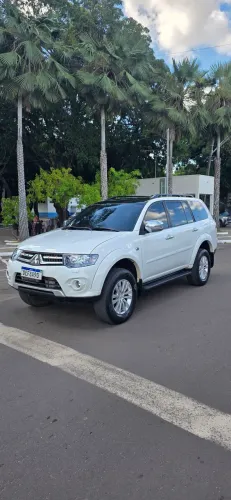 Mitsubishi Pajero Dakar HPE 3.2 4X4 T.I Dies 5P AUT 2015