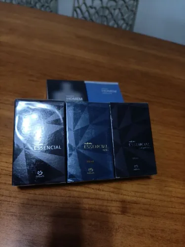 Perfume Essencial Masculino em promoção 