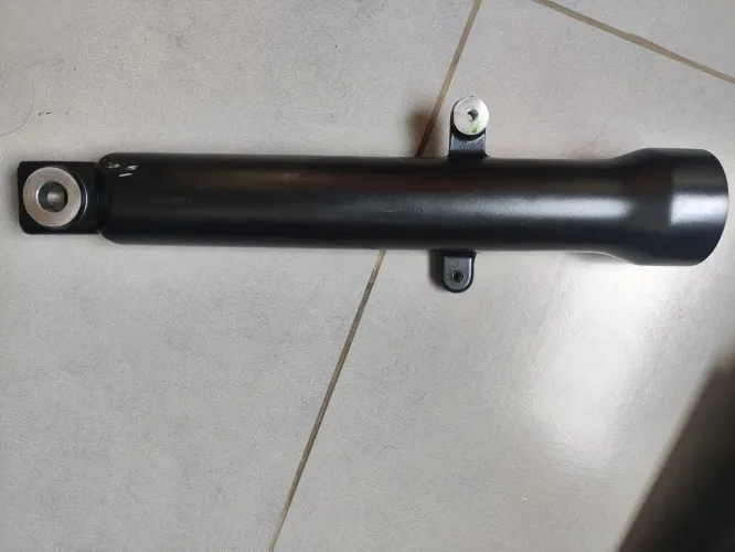 Tubo Externo da Bengala Esquerda Yamaha Fz25 e R15