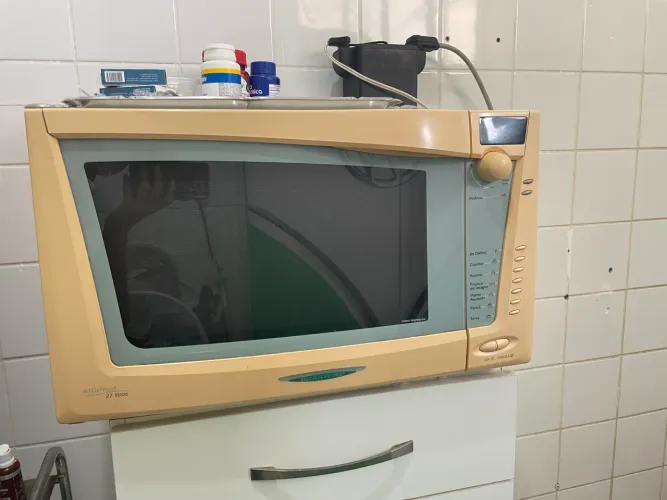 Microondas Brastemp 27L