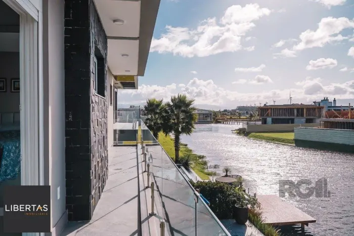 Casa em Condomínio 5 dormitórios à venda Centro Xangri-Lá/RS