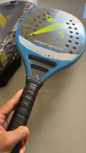 Raquete de beach tennis