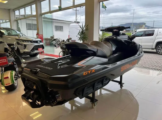 GTX 170 MUITO NOVO REVISADO MENOS DE 70 hs