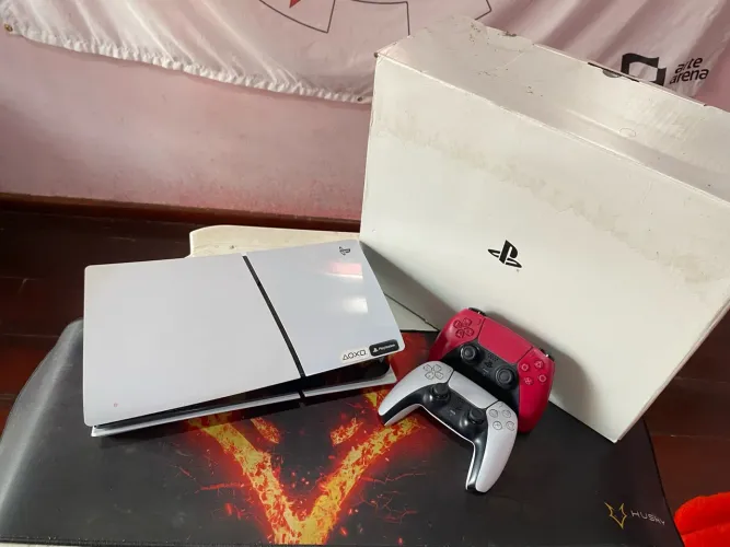 PS5 PlayStation 5 Usado - Com Superaquecimento e 2 Controles com Drift