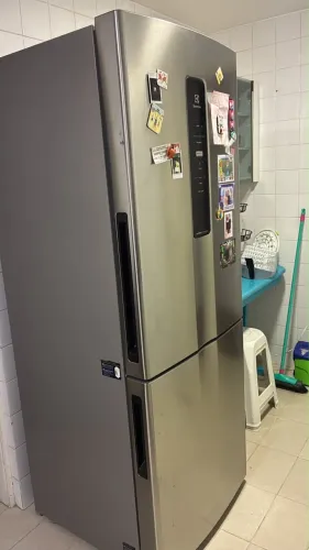 Geladeira Electrolux inverse (IBS7S)