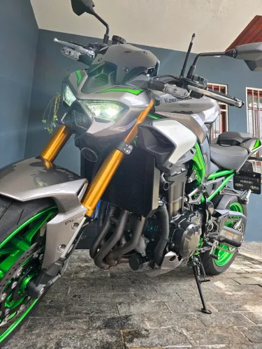 Z900 R Edition (Impecável - Praticamente 0 km)