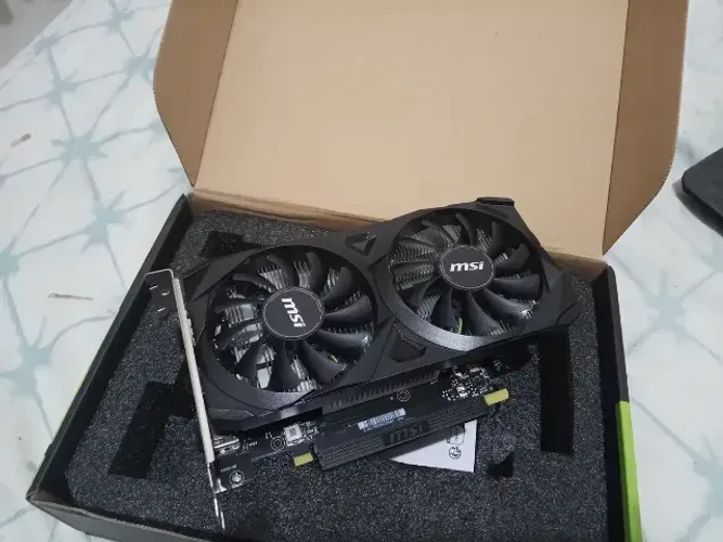 RTX 3050 MSI VENTUS 2X