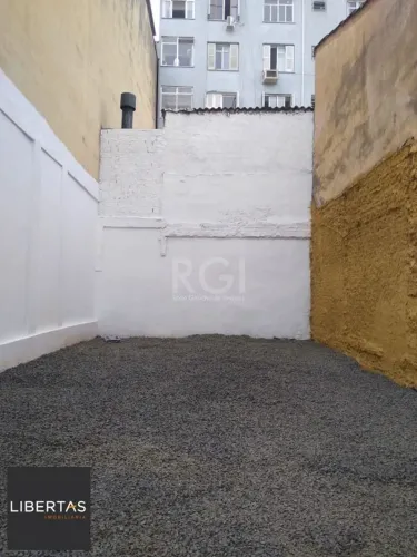 Terreno para Venda - 84m², Centro Histórico