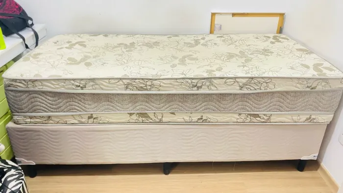 Cama de solteiro