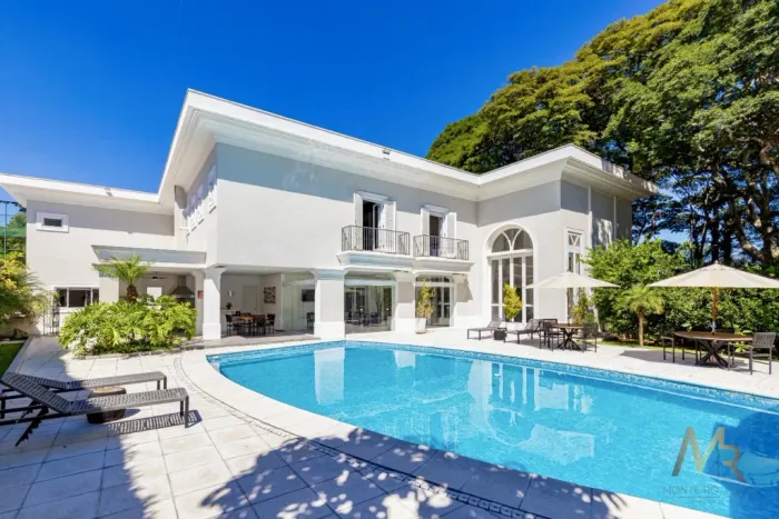 Casa com 4 suítes, piscina, academia, quadra, espaço gourmet, gerador, no bairro Brooklin,