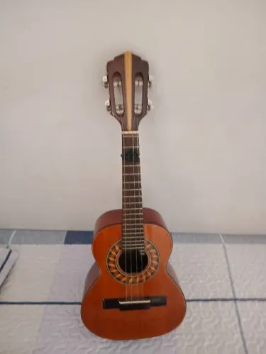 Cavaquinho Luthier novíssimo