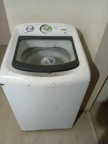 VENDO MÁQUINA DE LAVAR COM DEFEITO