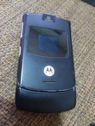 Celular Motorola V3