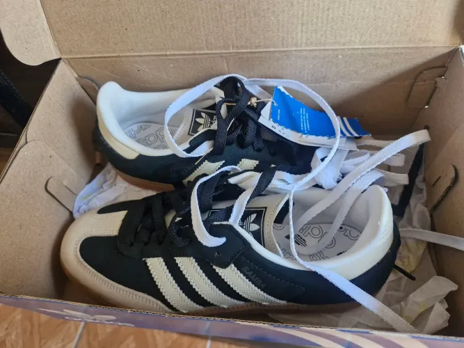 Tenis adidas samba
