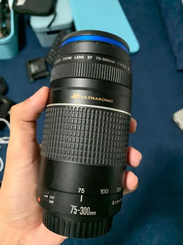 Lente Canon ef 75-300mm f/4-5.6iii ultrasonic com filtro uv