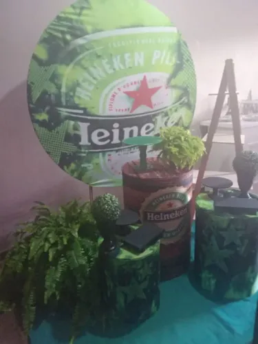 Decoração heineke $150,00