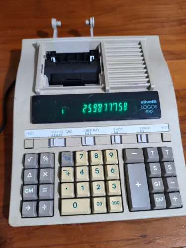 Calculadora Olovetti Logos 682
